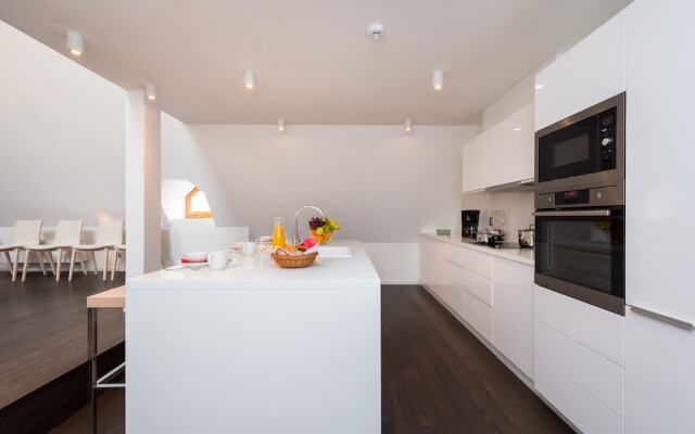 EMPIRENT New Town Apartments