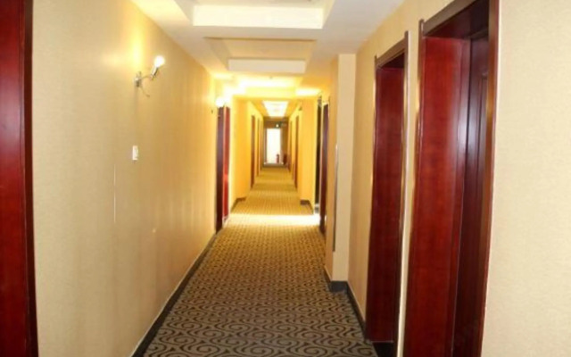 9 Days Business Hotel