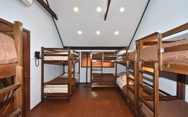 Li-Em Fauna Hostel