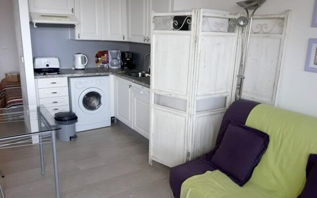 Apartment With one Bedroom in Théoule-sur-mer, With Wonderful sea View