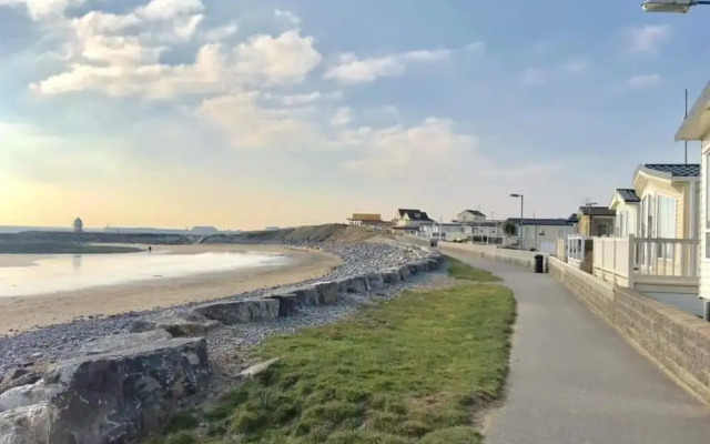Inviting 3-bed Caravan in Porthcawl