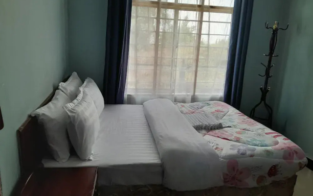 Highland Breeze Avacado Hotel