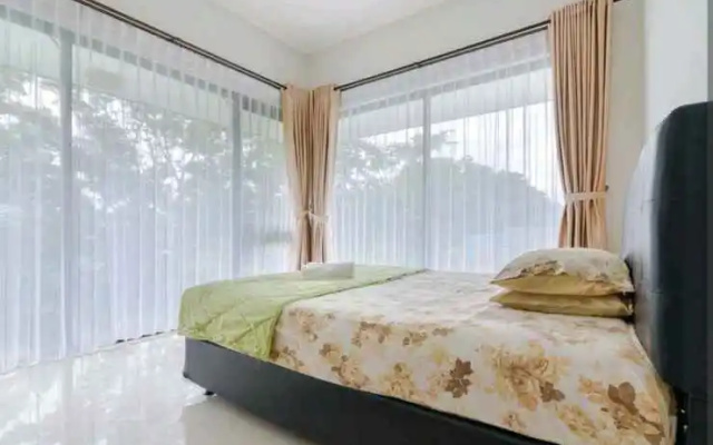 The "V" Villa Sentul City – Guest Rooms – Sukaraja