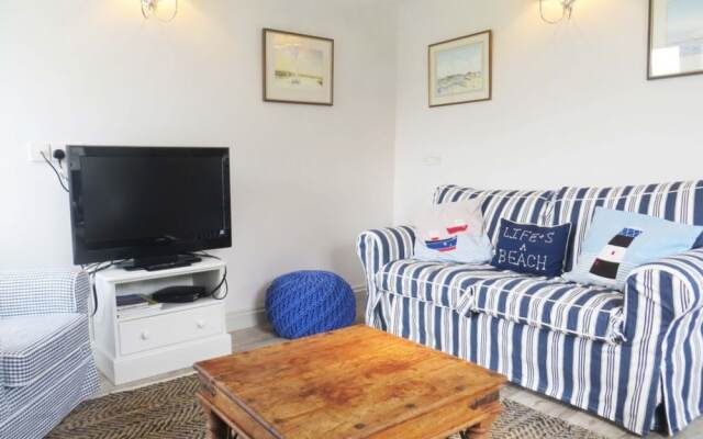 Island Houseunique Situation With Harbour Views