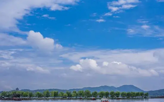 Yinyue Time Homestay