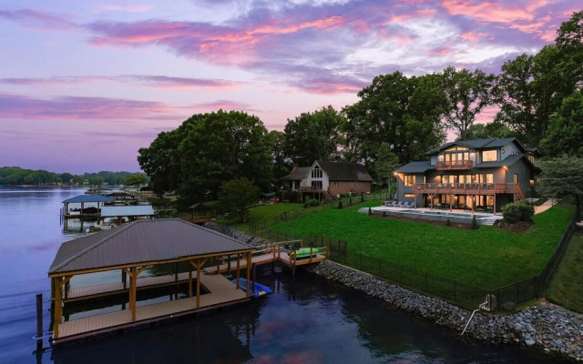 Elysian Shores W/heated Pool & Optional Boat Rental