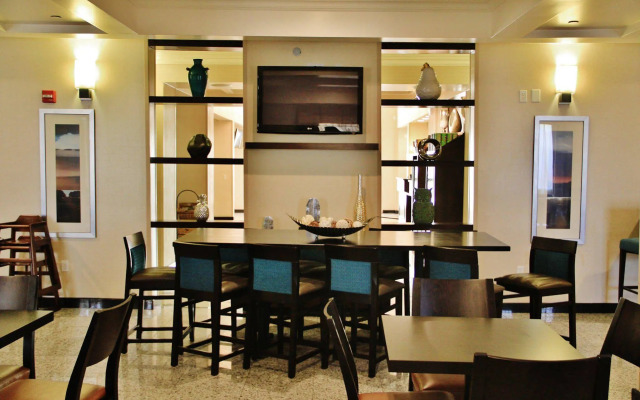 Holiday Inn Express Los Angeles Airport Hawthorne by IHG