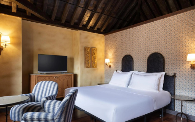 Hotel Palacio de Santa Paula, Autograph Collection