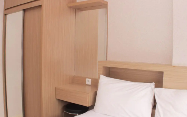 Well Designed And Serene 2Br At Green Pramuka City Apartment