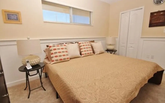 Golden Arms 610 Apartment 2