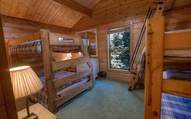 Smokey Joes by Lake Tahoe Accommodations