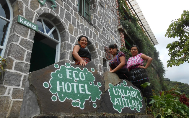 Eco Hotel Uxlabil Atitlan