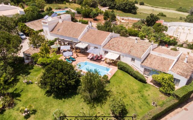 Gorgeous Holiday Home With Swimming Pool