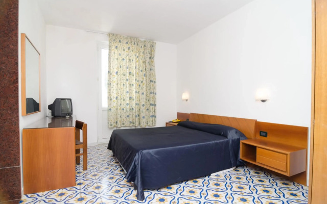 Hotel Flora