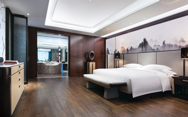 Crowne Plaza Baoji City Center by IHG