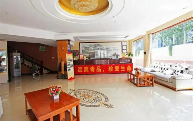 July Sky Business Hotel