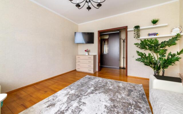 ApartLux on Bolshaya Spasskaya street 8