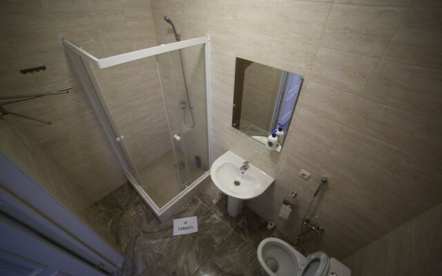 Земляничная, номер 1