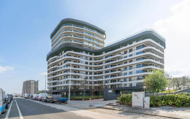 The Waves-Luxurious 3bedroom app w big terrace & garage