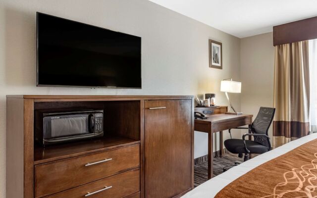 Comfort Inn & Suites North Little Rock JFK Blvd