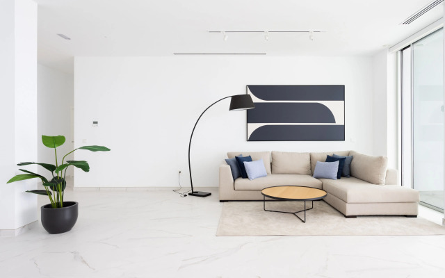 Crystal I Luxury Apartments