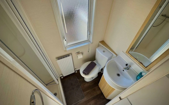 Marton Mere - 3 Bedroom Caravan