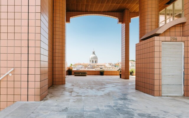 Rent4rest Lisbon Graca River View