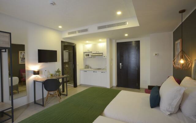 Maia Hotel Suites