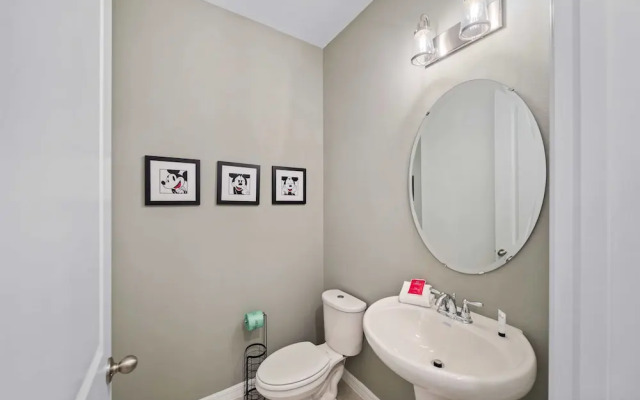 1043 Plantation Lane