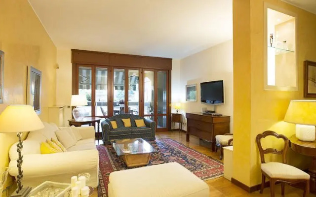 Stadium Apartment