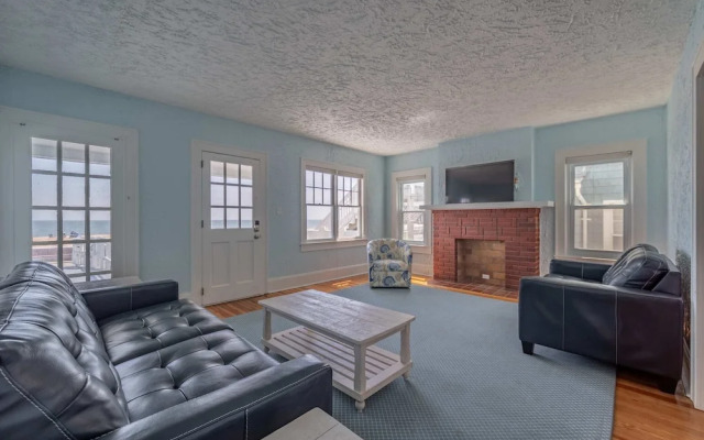 OCHG SeaFoam Ocean Front5