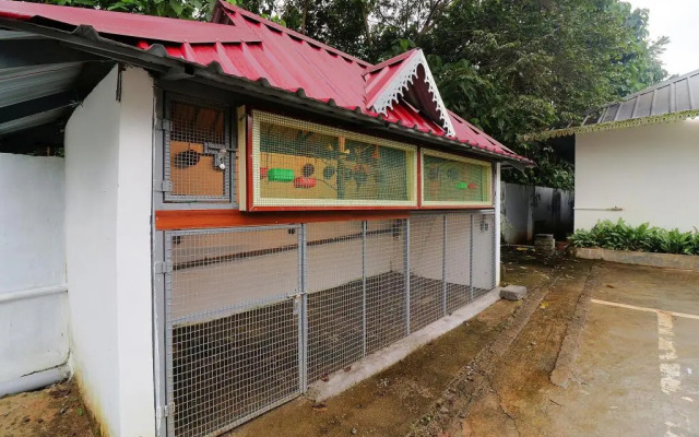 Harshavardhana Inn by OYO Rooms