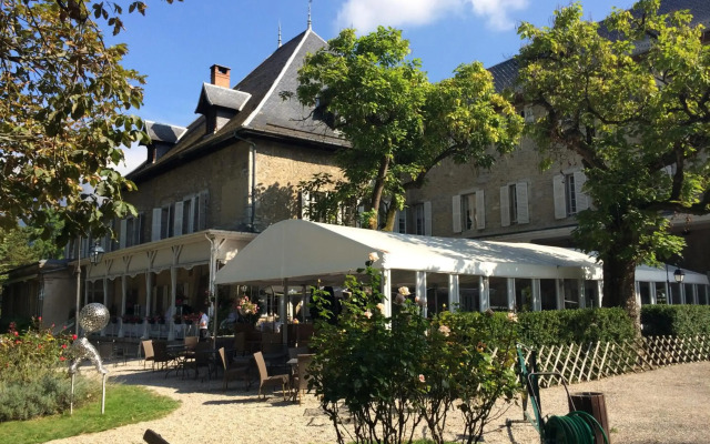 Chateau des Comtes de Challes