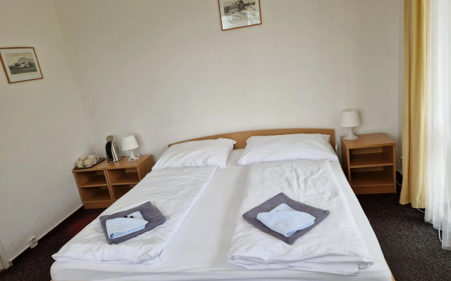 Hotel Harrachov Inn