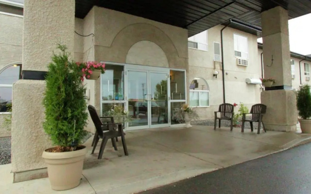 Days Inn And Suites - Thompson