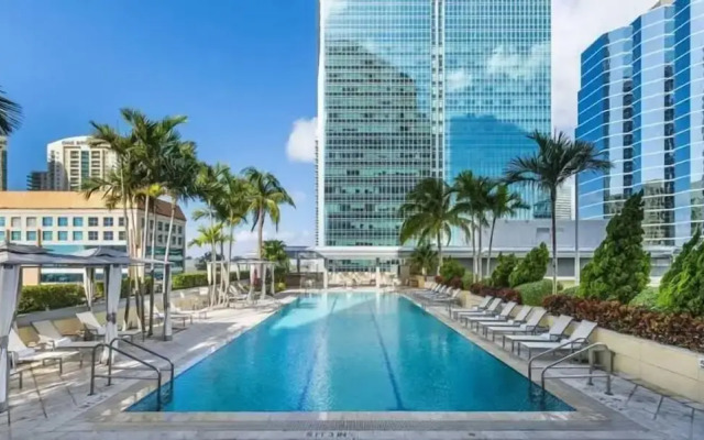Brickell Ave Suites-Miami