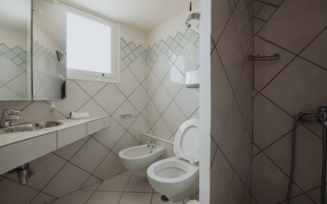 Sea-Front House With Private Beach, Sounio