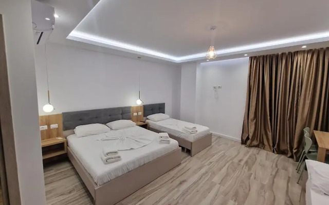 Joanna Suites