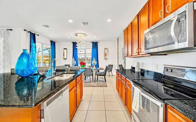 Waterfront Pet-friendly Home w Pool-spa-games-bbq