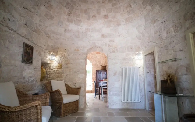 Trullo Bosco Selva Fasano by Typney