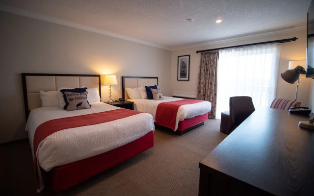 Oak Island Resort & Conference Centre