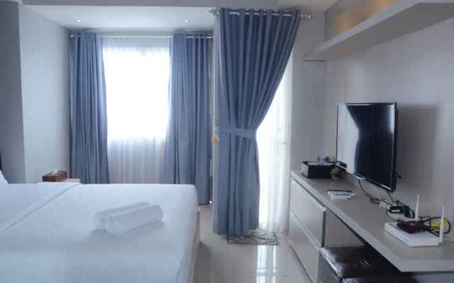 Strategic Studio Apartment The Oasis near Bekasi By Travelio