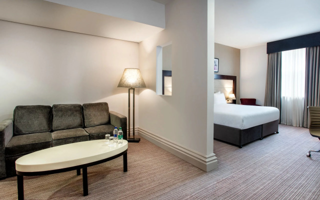 Leonardo Hotel Cardiff