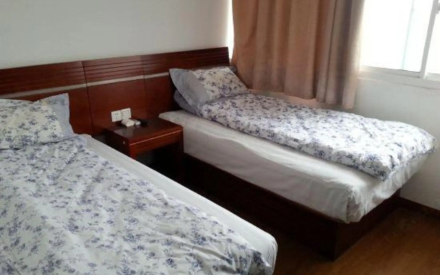Chedun 98 Chain Hostel