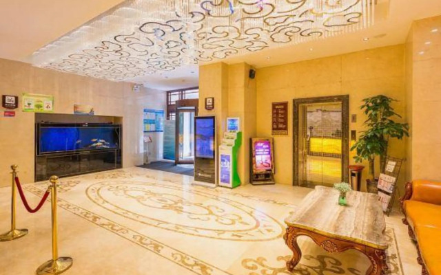 Hongyuan Hotel (Lanzhou Nanguan Night Market)