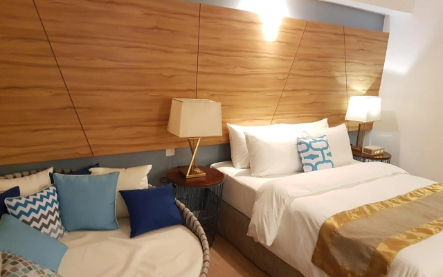 Ferra Hotel and Garden Suites