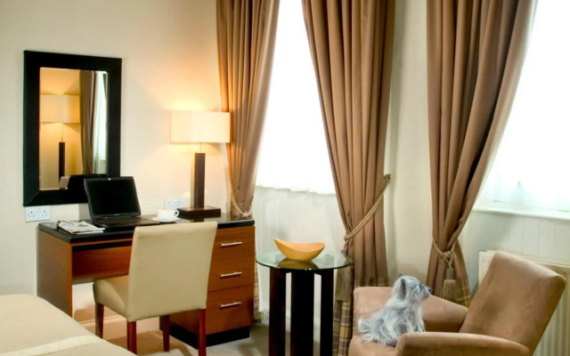 Parliament House Hotel
