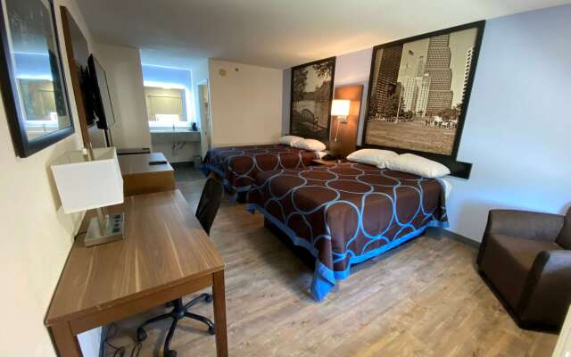 Super 8 by Wyndham Marietta/West/Atl Area