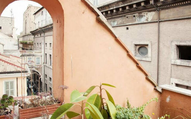 Navona Apartment