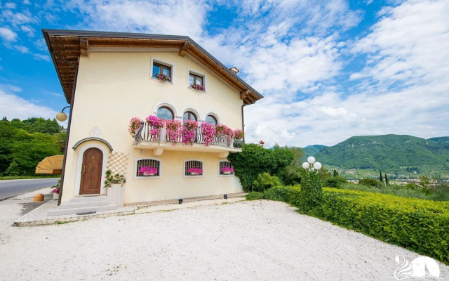 Feeling House - Appartamento Magico Lago